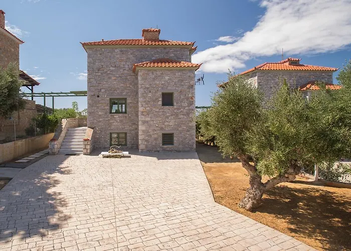 House Of Herbs Villa *